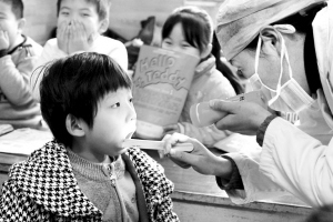 孩子们有了保健医