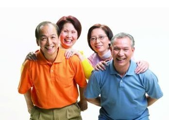 健康指南：秋季养生 老年人早晚空腹吃苹果一个可预防便秘