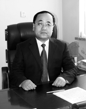改革创新的杏林奇葩——记山东省先进工作者、高密市中医院院长曹沛德