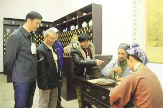 用中医药文化做企业发展的罗盘