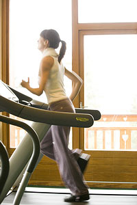 多吃大蒜葡萄西兰花！20个防癌好习惯