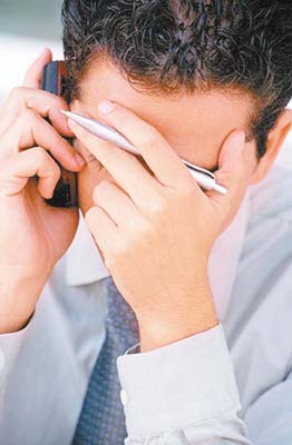 你会面临过劳死吗？约有六成人无奈为钱拼命