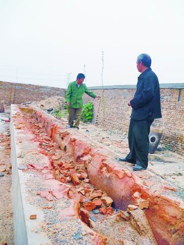 十余村民小作坊打工汞中毒无钱医治