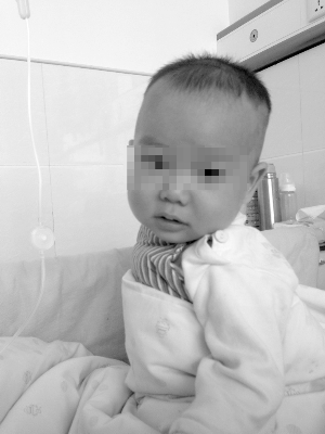婴儿发烧一年没好 这是什么怪病？专家疑和基因有关