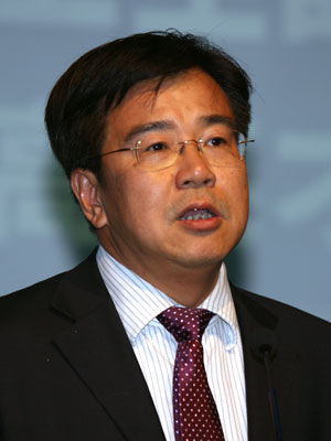 广东卫生厅副厅长：医改不应从穷人口袋掏钱