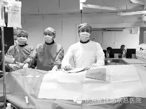 一通求援电话 他从病人“秒变”医生