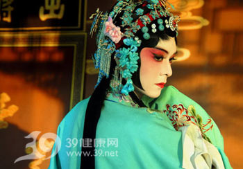 跟大师梅兰芳来学美容