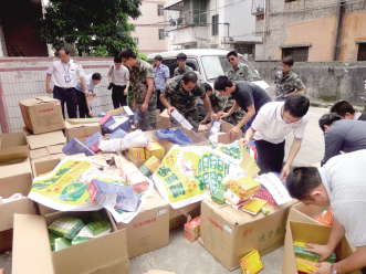 查扣假劣药40余箱