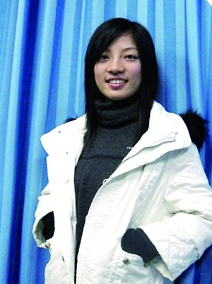 男子为让白血病女友安心治病屡次修改化验单