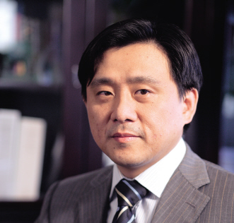 “70后”陈启宇