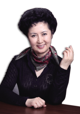 戴秀英： “我用良书写满人生”