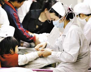 调查数据表明公立医院三成亏损 出路何在？