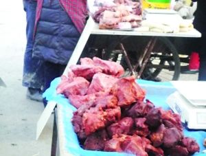 制假窝点用染色猪肉加香精煮成牛肉 24人获刑
