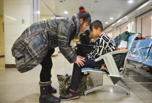 少年患尿毒症母亲欲捐肾救子