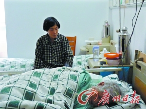古稀老太做3份家教侍奉瘫痪母亲多年