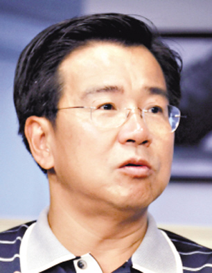 “8毛事件” 仅仅带出不信任？