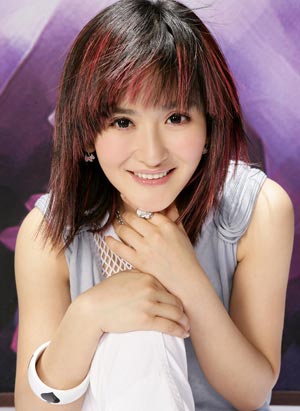 小魔女谢娜17款俏丽发型