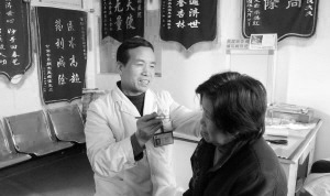 杨仓良 以“毒”济苍生