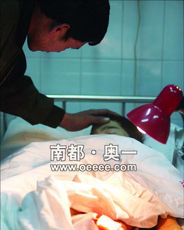 15岁少年两次自宫续：工厂拒付后续医药费