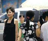 网友热推变性人李国华参选深圳小姐