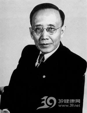 郭沫若：“静坐”健身法
