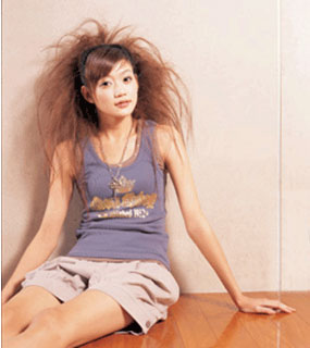 轻松3步变发动感LOOK