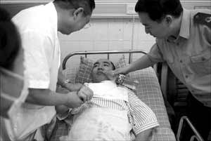 武警医院垫款20万帮植物人产子