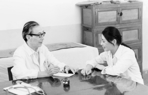 以医为命的无悔人生——追记河南省郑州市中心医院皮肤科主任张褒佳