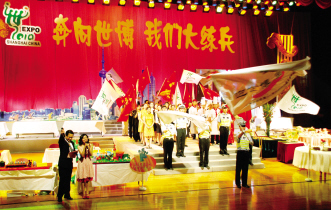 奔向世博，上海药房大练兵