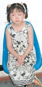 女童遭遗弃3年为找母亲出走 医院悬赏万元寻找