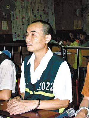 工程师在养猪场内制造上千公斤摇头丸