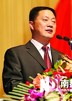 “毒胶囊”问责事件成焦点 市长感言帽子扣大了