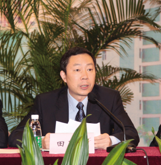 田军章：构建“云端”白塔