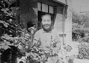 章央芬：一心挂爱学生的教务长