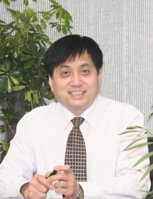 “做事就要把事做好”--湖北襄樊市中医医院院长段华汛印象记