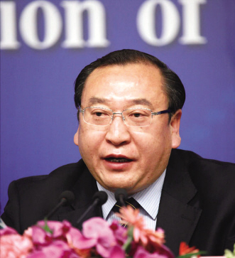 王静成：忐忑创新