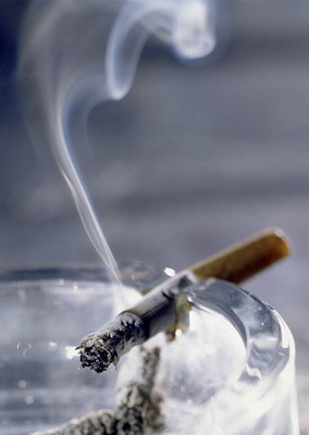 研究称在二手烟环境下会吸入强效致癌物质