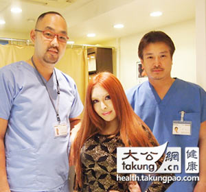 惊奇！日本妹30次整容成活芭比娃娃