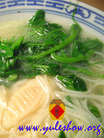 竹笋鸡汤面