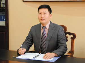 探索改革创新之路 构建人民满意医院——记南京医科大学附属江宁医院院长丁政