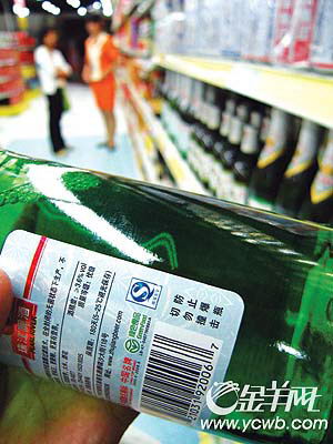 10月1日起酒瓶贴上饮酒有害健康等劝酒令