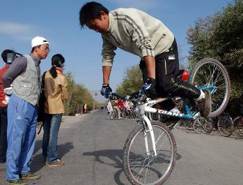 骑自行车的健身大法TOP4图