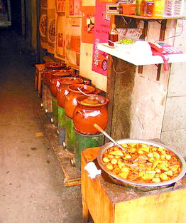 夏日饮食调查：夜幕下的烧烤麻辣烫不要沾