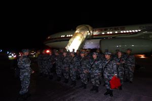 中国疾控中心赴塞拉利昂移动实验室检测队顺利抵达
