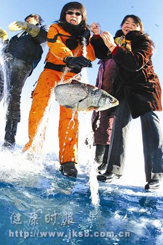 冬季捕鱼--又一项新鲜的户外冬季活动