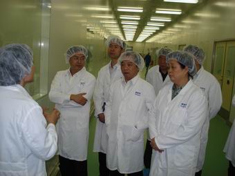 中纪委驻国家局纪检组组长曲淑辉到江苏督查药品专项整治工作