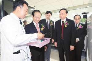 北大医院新门诊楼落成