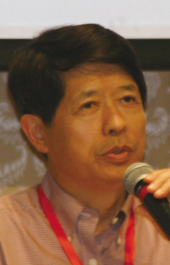 药房革命六人行