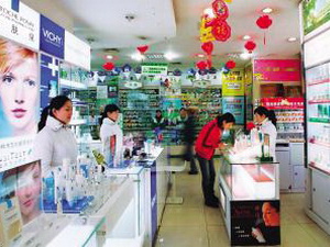 药妆集体“逃离”连锁药店