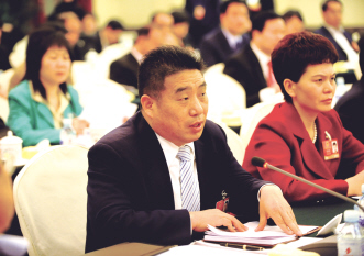朱文臣：关注老年基药基层全额保障很必要